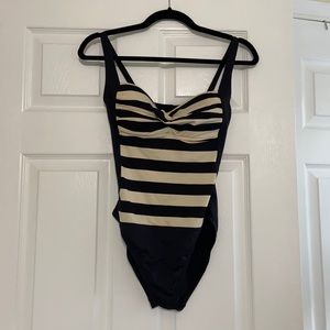 Retro black and white one piece